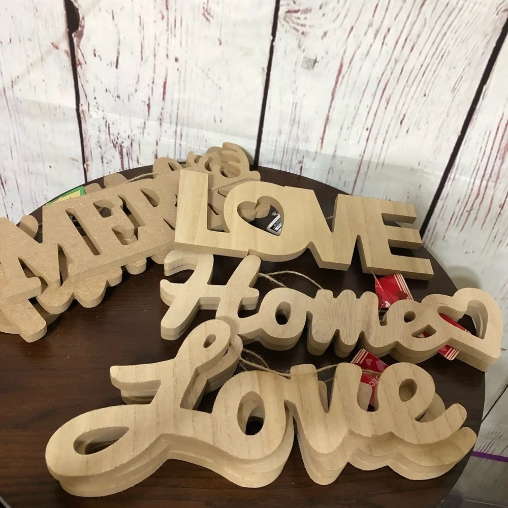 Crafters Corner, Decors DIY Wooden Signs 4 Love, 2 home, 1 Family Gather & Merry